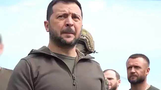 Зеленский заявил о споре с военными из-за провалов ПВО