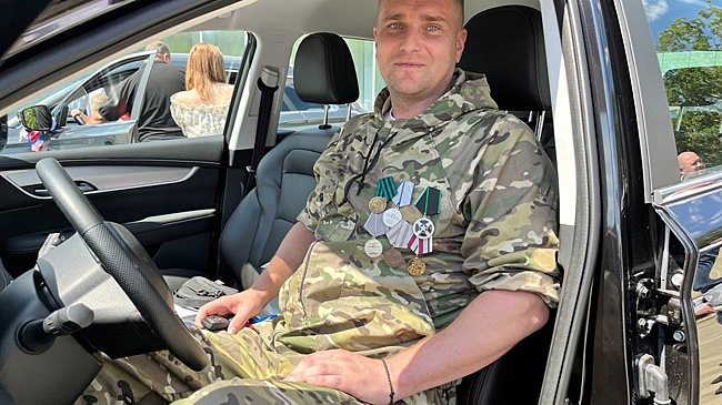 На Кубани участникам СВО вручили 23 автомобиля