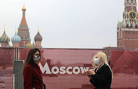 Снимать или не снимать — вот в чем вопрос: в Москве истекает срок антиковидных ограничений