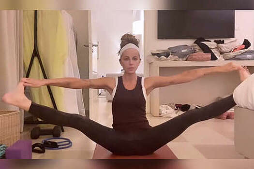 Актриса Кейт Бекинсейл появилась на публике в шортах и топе