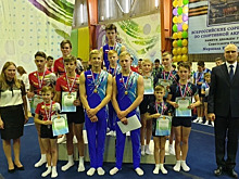 50 кировских акробатов стали победителями всероссийских соревнований