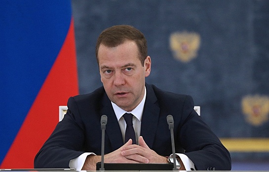 Медведев дал два дня на подготовку санкций против Турции