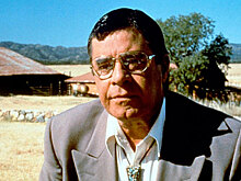 Умер голливудский актер из «Чокнутого профессора»