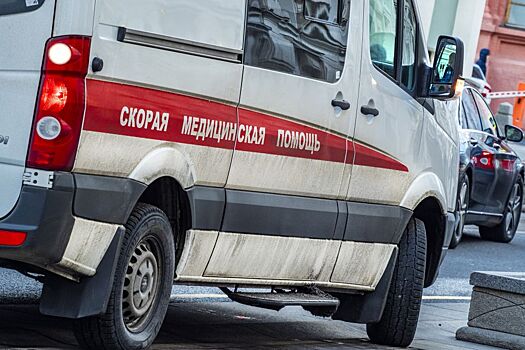В Волгограде два несовершеннолетних мальчика и девочка оказались на больничной койке