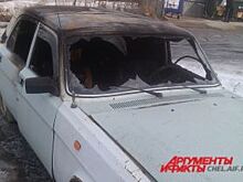В Челябинске в одном из дворов Ленинского района хулиганы подожгли «Волгу»