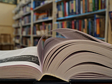 Окунуться в ностальгию или познакомиться с собой с помощью книг предложила пресс-служба Минкультуры забайкальцам