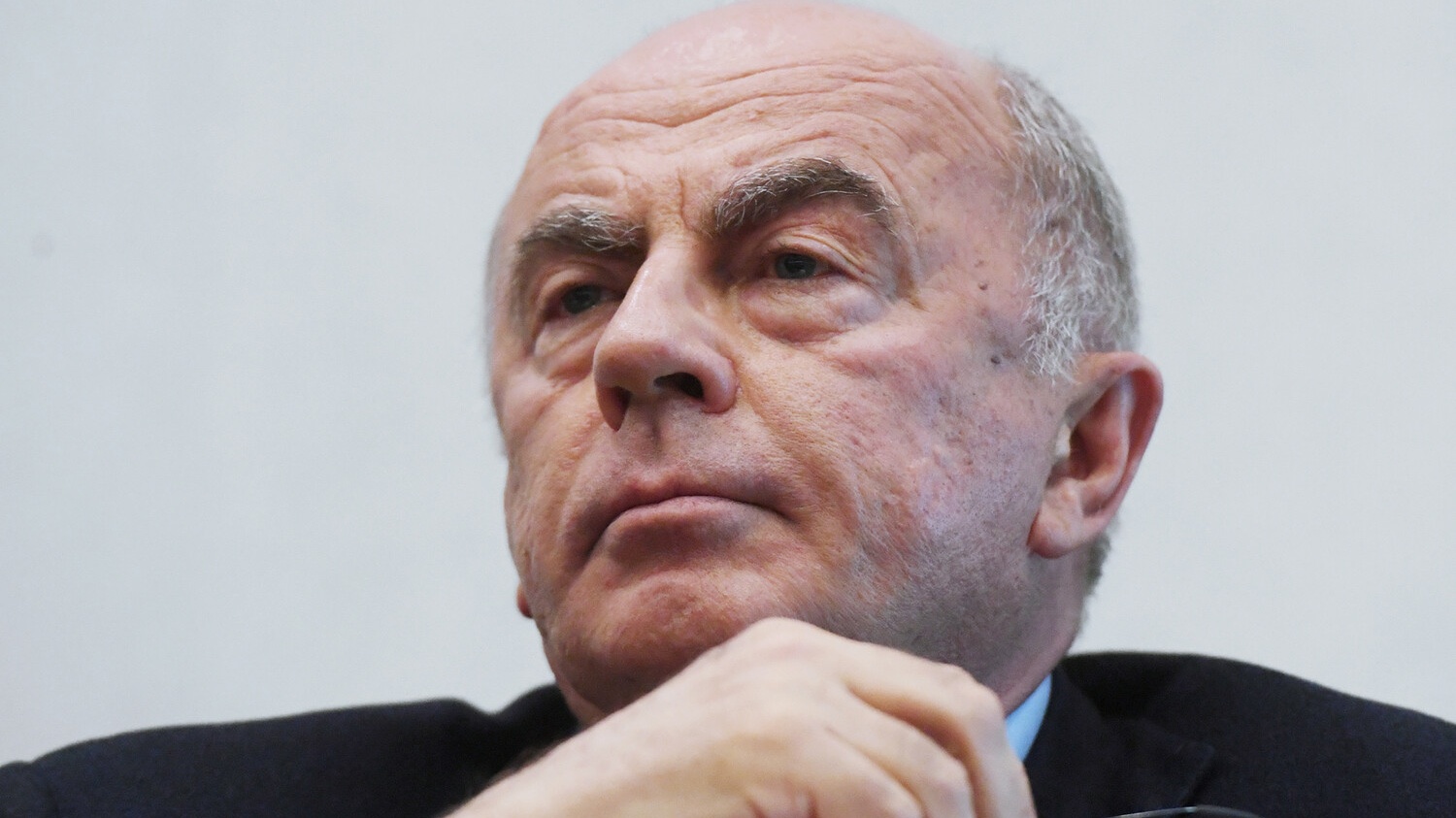 В квартире экс-ректора СПбГУП Запесоцкого провели обыск