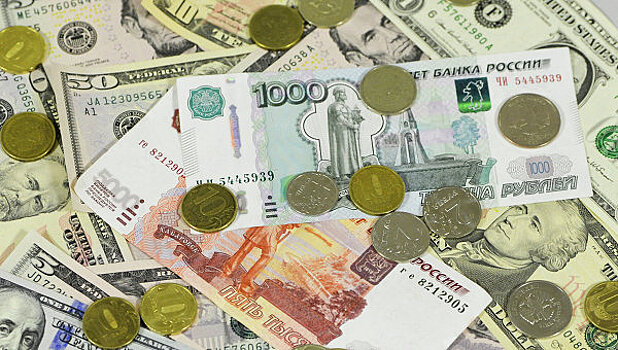 Граждане России должны банкам 10,8 трлн рублей