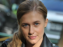 Анна Немченко наезжает на мужчин в песне «Замужем»