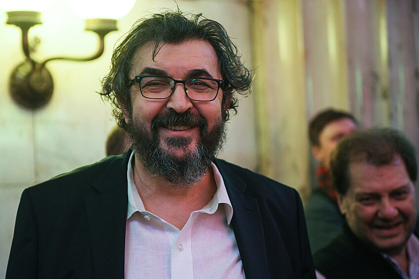 Игорь Золотовицкий во время презентации нового тематического поезда, посвященного 120-летию Московского Художественного театра имени А. П. Чехова, на станции метро «Театральная» Замоскворецкой линии Московского метрополитена, 2018 год