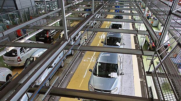 Российский автопром поддержали силовики