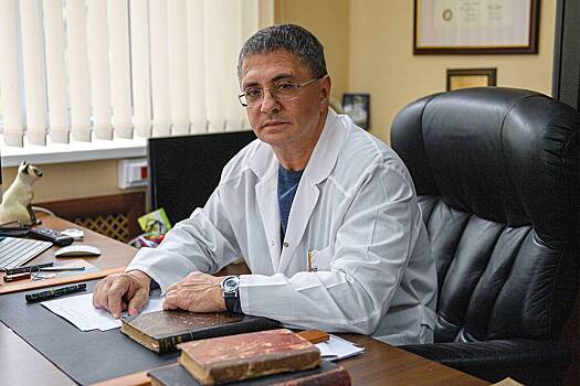 Доктор Мясников назвал печеночным ядом популярный препарат