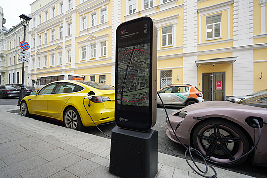 Со скоростью не более 25 км/ч": в России утверждены изменения в ПДД касательно э