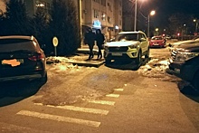 «Я паркуюсь как...»: волгоградские водители пошли в атаку на тротуары