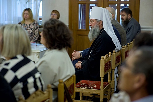 В Екатеринбурге библиотекарям и педагогам вручили премию общественного признания
