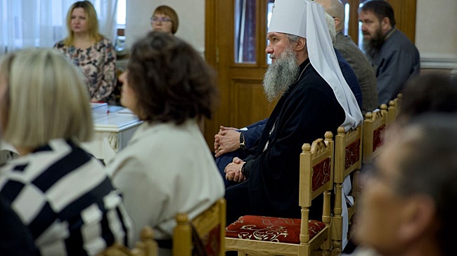 В Екатеринбурге библиотекарям и педагогам вручили премию общественного признания