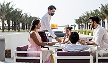 В отелях  ОАЭ замечены завтраки по расписанию