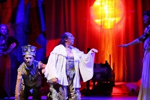 РИАМО разыгрывает в соцсетях билеты в Театр Луны на спектакль «Лиромания»