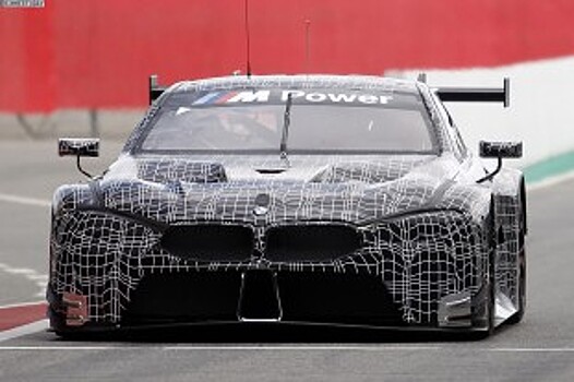 Купе BMW M8 GTE: Дальнейшие тесты в Барселоне и дебют в Дайтоне