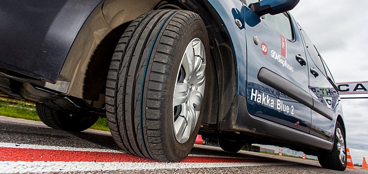 Тест летних шин Nokian Hakka Blue 2: есть ли смысл ставить дорогие покрышки на подержанные авто?