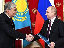 Политолог о путешествии Токаева из Москвы в Париж: «Подчеркивает курс Казахстана на многовекторность»