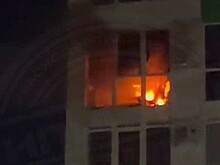 В Коми спасатели эвакуировали 70 человек из горевшего многоэтажного дома