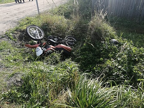 В Тверской области мотоциклист без прав влетел в ГАЗель