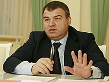 Бывший министр обороны Сердюков выиграл суд с соседом