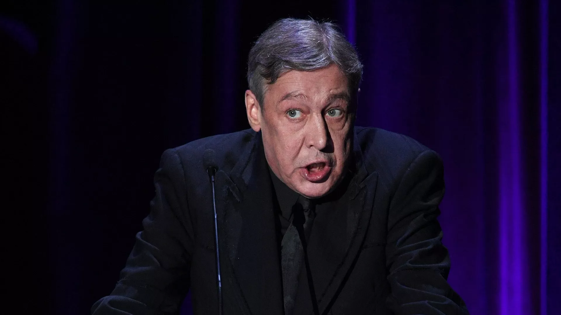 В ГД пожелали Ефремову победить зеленого змея