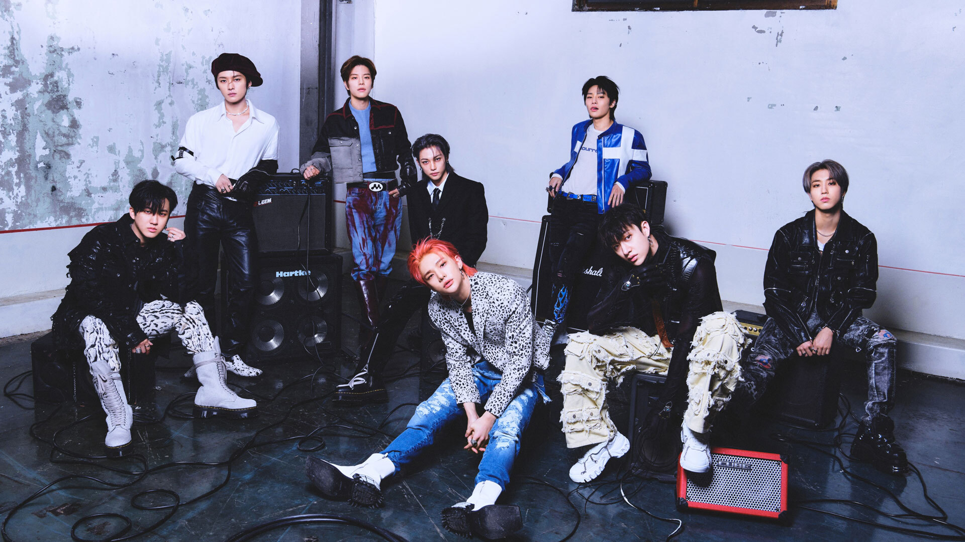Stray Kids (Со Чанбин, Ли Минхо, Ким Сынмин, Феликс, Хенджин, Ян Чонин, Бан Чан, Хан Джисон)