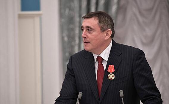 Губернатор Сахалина рассказал, что звонит маме каждый день