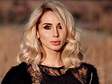 «Русалочки»: Лобода поделилась редким кадром с красавицей-мамой — а фолловеры подумали, что это сестра