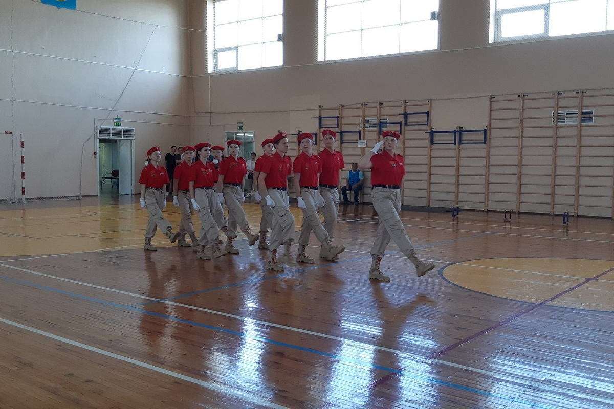 Юнармейцы приняли участие в военно-спортивной игре «Зарница 2.0» в Самарской области