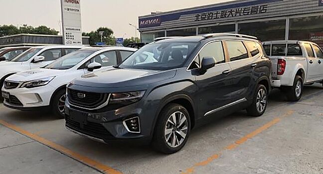 Конкурент Toyota Highlander — Geely HaoYue появился у дилеров