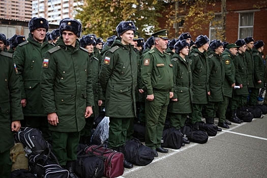 В Кремле не обсуждают отмену обязательной военной службы