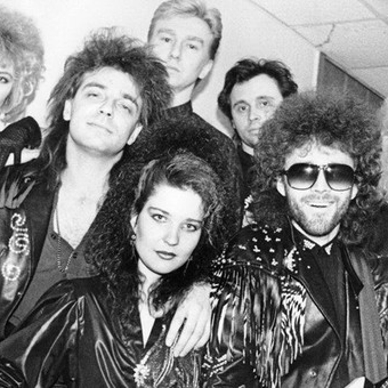 Кто был продюсером миража. Кто был продюсером миража. Группа мираж состав 2022. Группа мираж 1980. Солисты группы мираж.