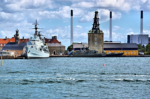 Глава разведки Аренкиль: российские корабли идут курсом столкновения с судами Дании