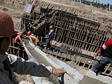 Количество трудовых мигрантов из Кыргызстана в России растет