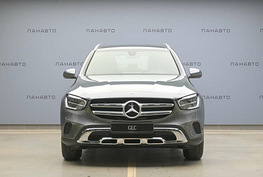 В продаже появились автомобили Mercedes-Benz, собранные из оставшихся в России комплектов