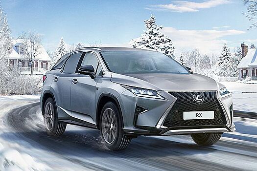 Lexus RX - лидер среди дорогих машин в России