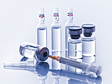 От лечения акне и мигрени до снижения потливости: 7 причин начать колоть ботокс, не дожидаясь морщин