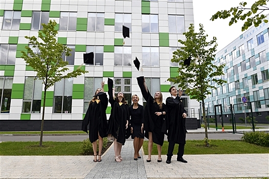 Московская школа управления сколково. Семейный кампус сколково. Московская школа управления сколково. Международная школа сколково. Сколковская школа в тамбовской.