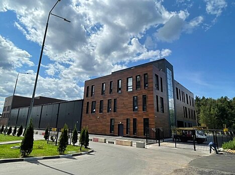 Физкультурно-оздоровительный центр площадью более 7 тыс. кв. м ввели в эксплуатацию в Красногорске