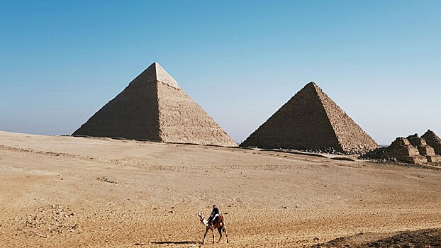 Древний водный путь, соединяющий пирамиды, обнаружили из космоса