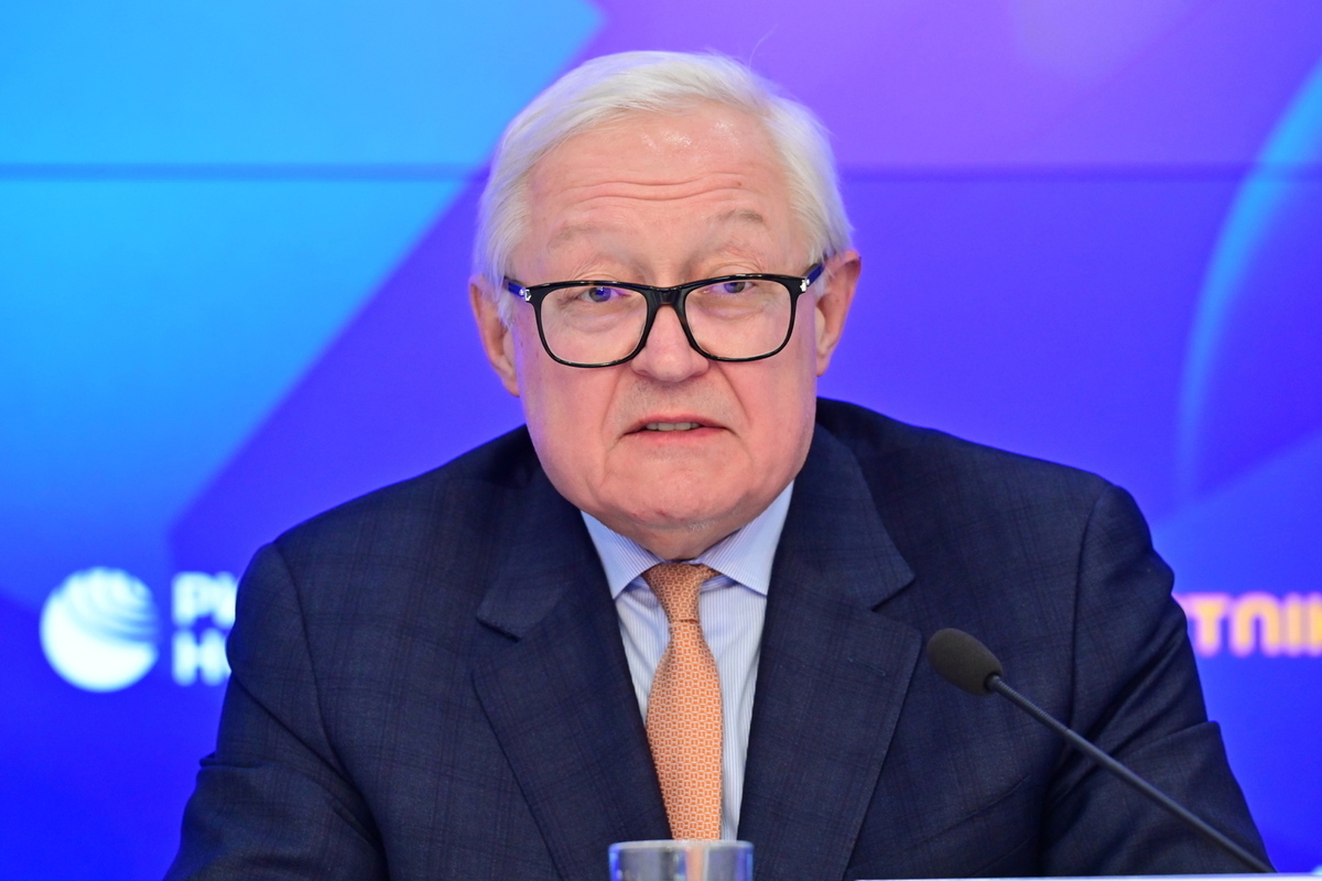 Рябков заявил о нарастании рисков ядерного конфликта с катастрофическими последствиями