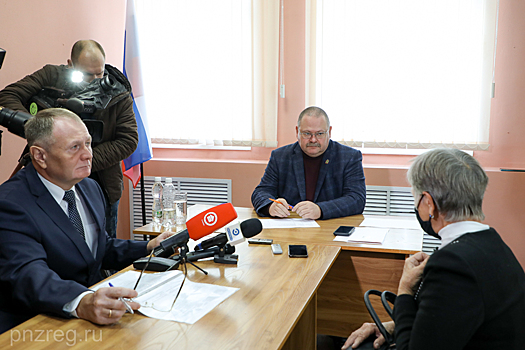 Мельниченко провел личный прием граждан в Пензенском районе