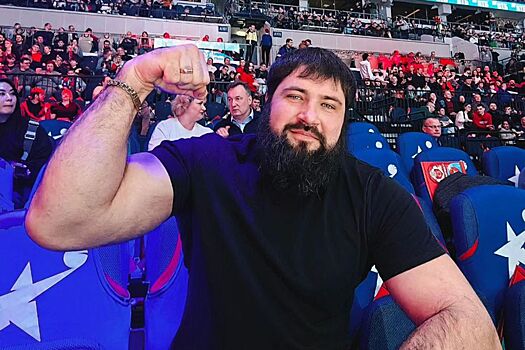 Россиянин Виталий Лалетин стал абсолютным чемпионом мира по армрестлингу на левой руке