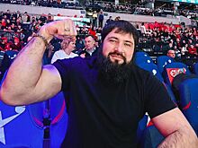 Россиянин Виталий Лалетин стал абсолютным чемпионом мира по армрестлингу на левой руке