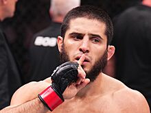 Топурия назвал причину перехода Махачева в полусредний вес UFC
