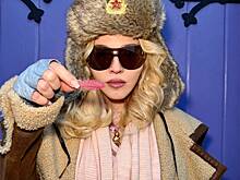 Осудившая СВО на Украине певица Мадонна снялась в шапке-ушанке с символикой СССР